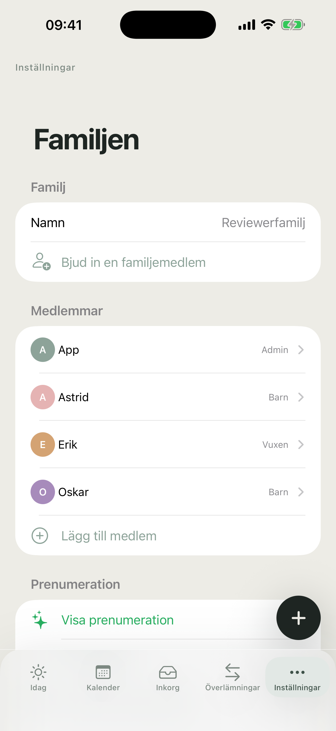 FamilyBoard Inställningar med familjemedlemmar och premium-rad
